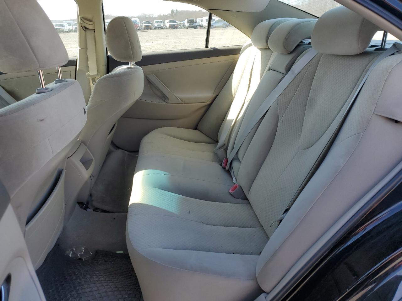 2009 Toyota Camry - Image 10