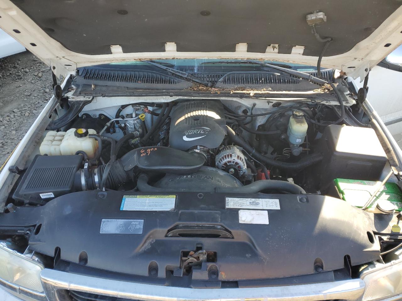2001 GMC Sierra - Image 11