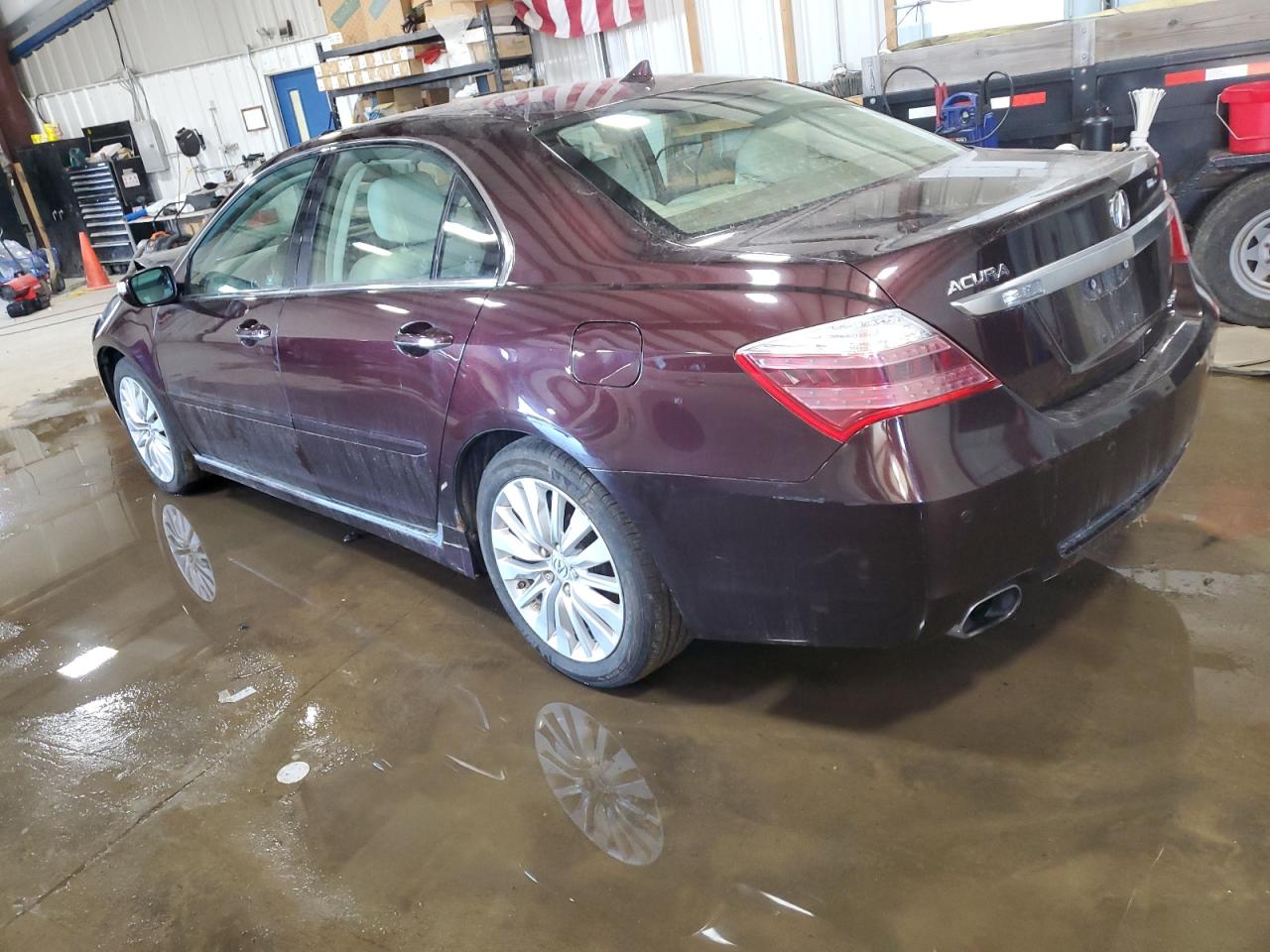 2011 Acura RL - Image 2