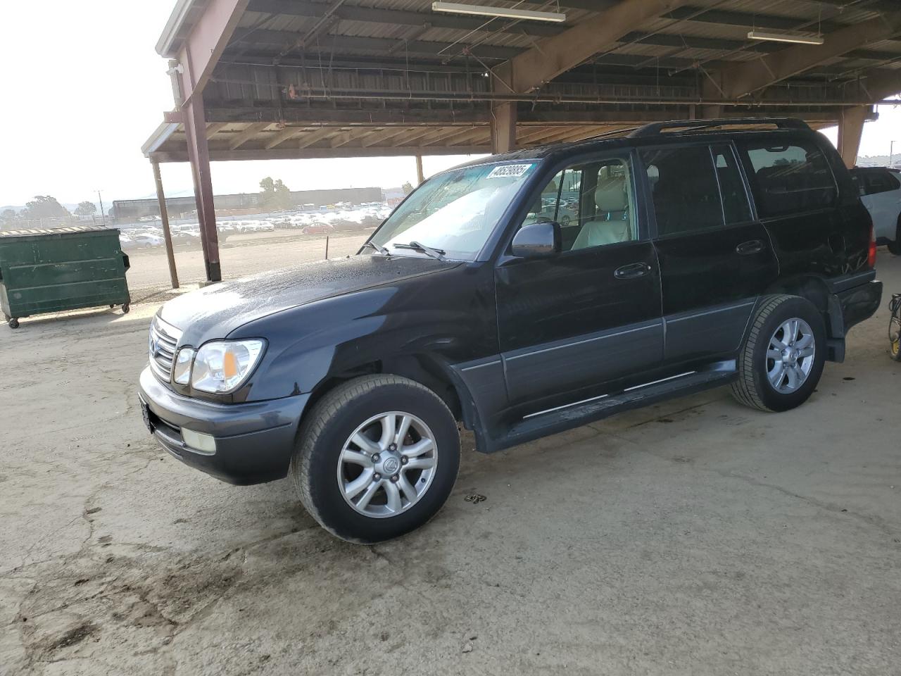 2004 Lexus LX - Image 1