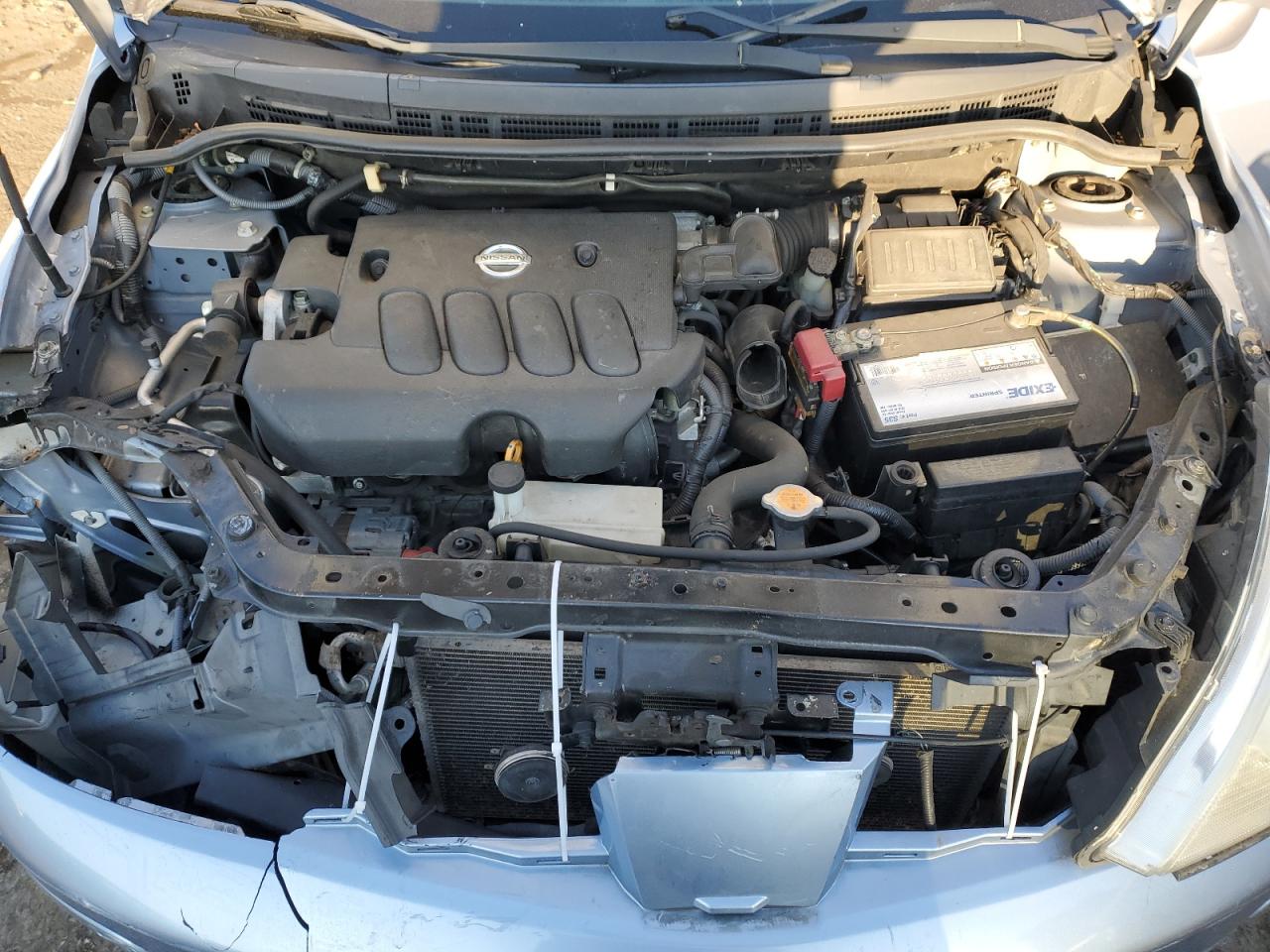 2010 Nissan Versa - Image 11