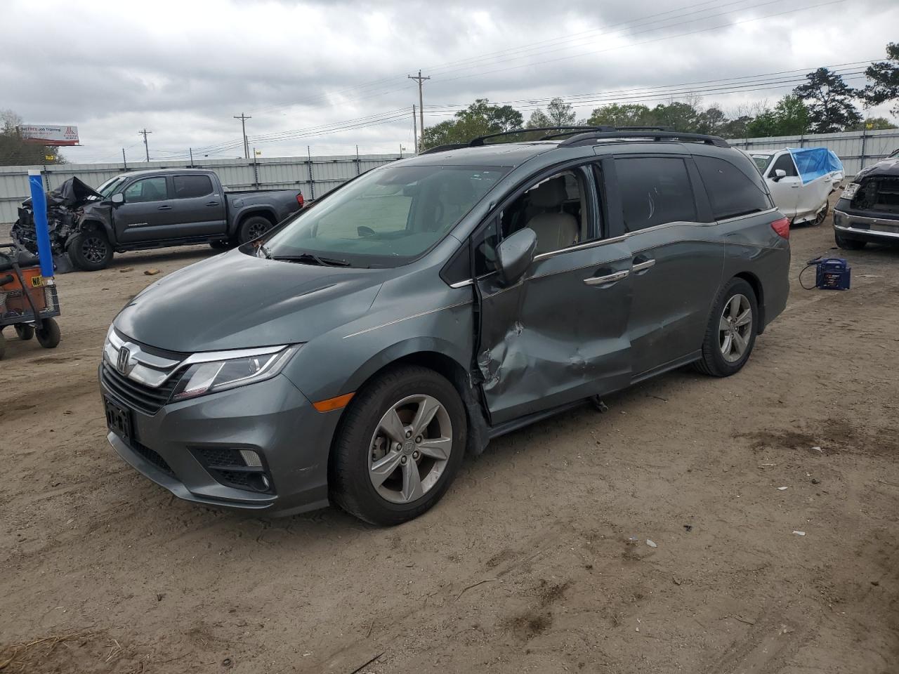 Newton, AL에서 판매 중인 2019 Honda Odyssey Exl - Side