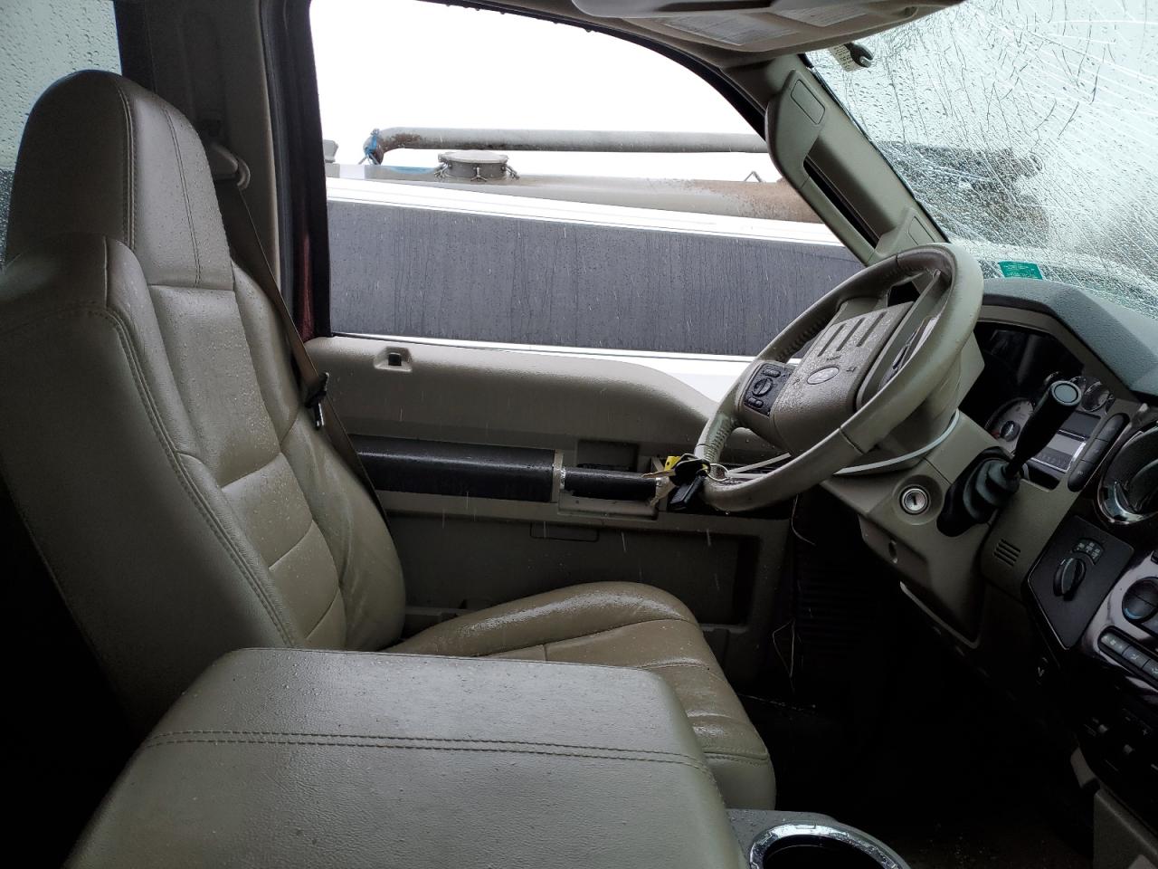 2008 Ford F350 - Image 7