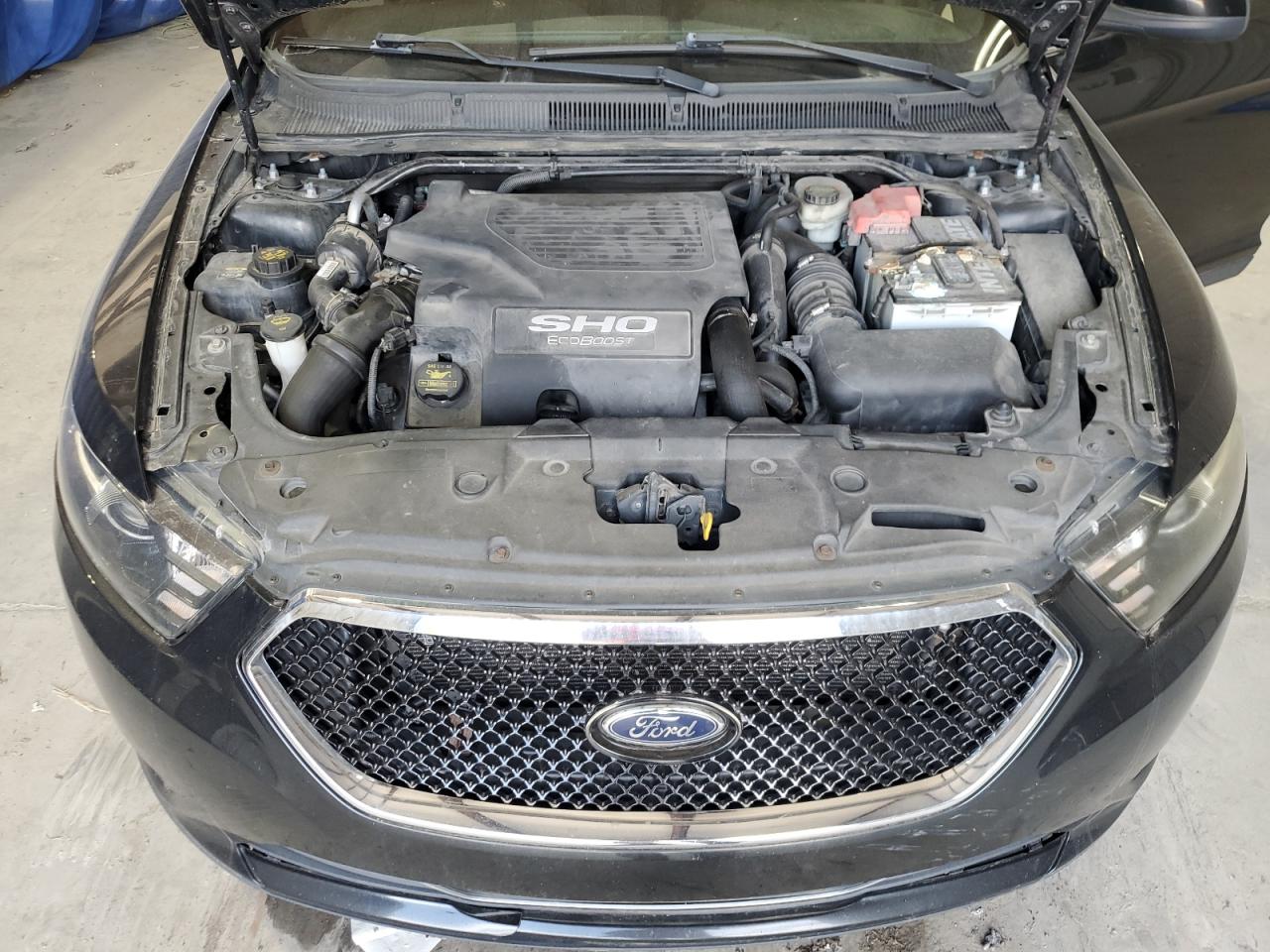 2014 Ford Taurus - Image 11