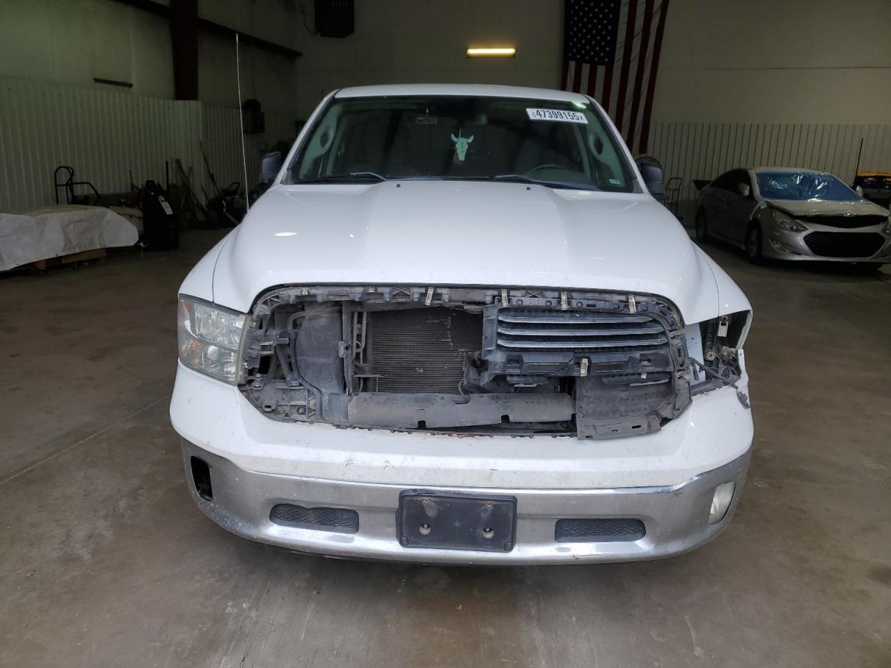 2016 RAM 1500 - Image 5
