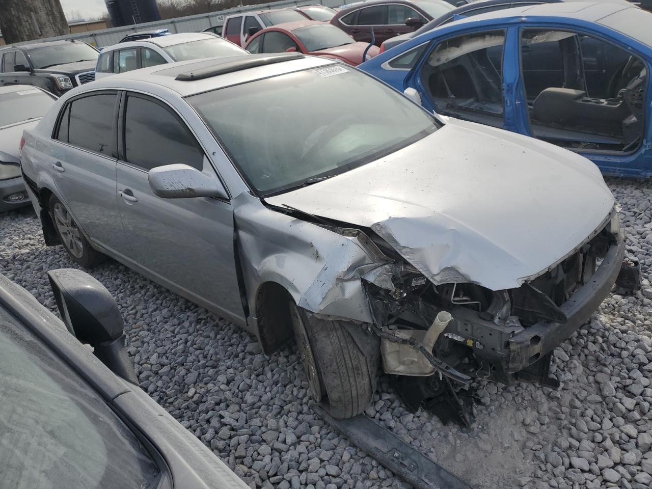 2007 Toyota Avalon - Image 4
