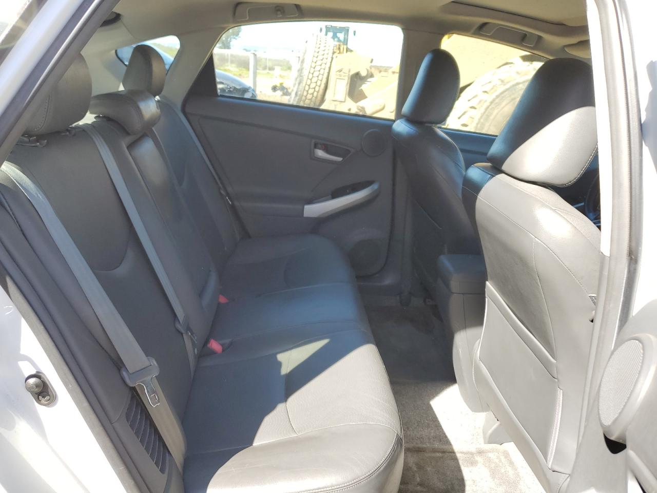 2010 Toyota Prius - Image 10