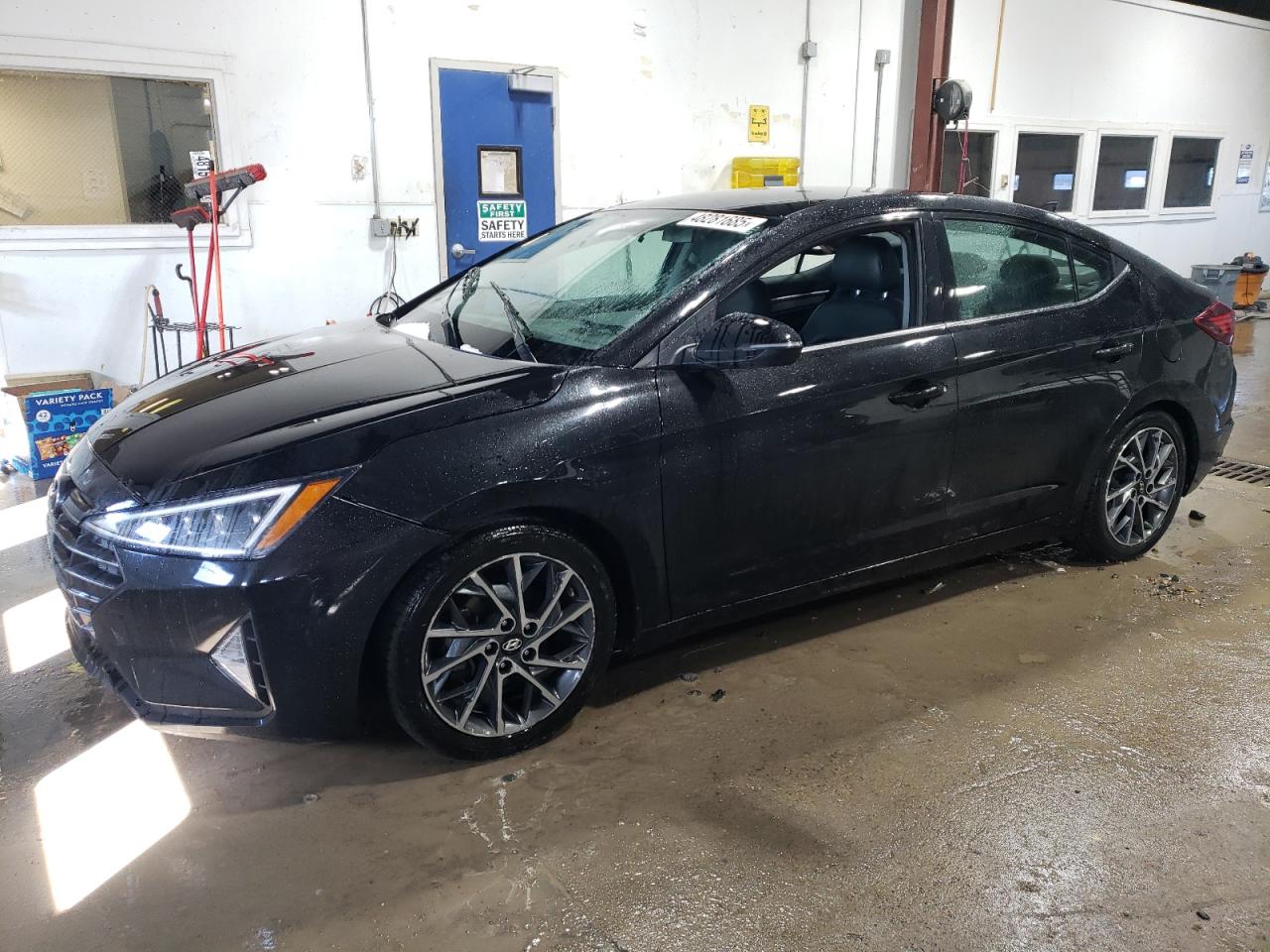 2019 Hyundai Elantra - Image 1