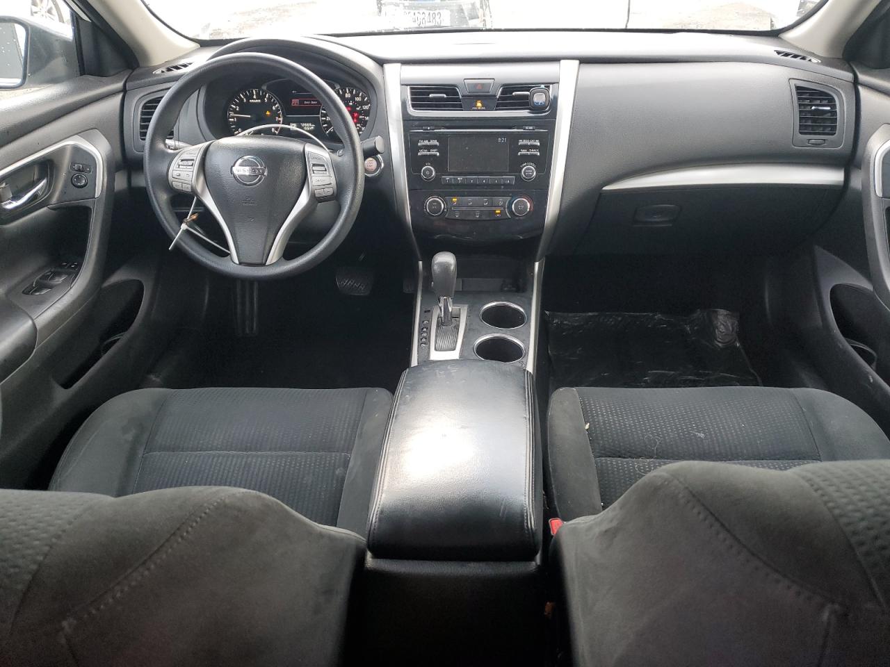 2015 Nissan Altima - Image 8