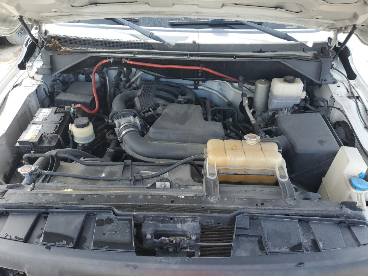 2012 Nissan NV - Image 12