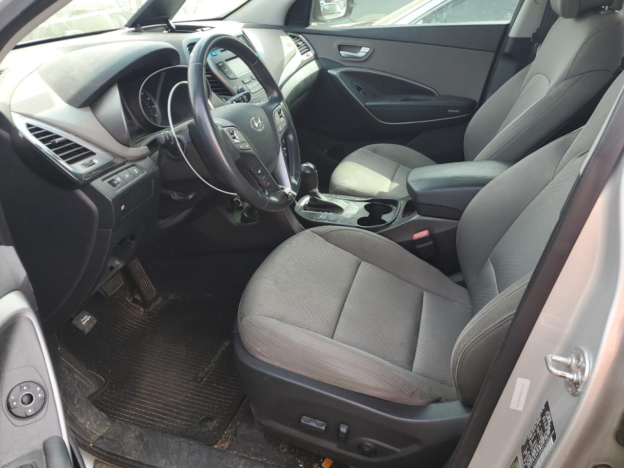 2013 Hyundai Santa Fe - Image 7