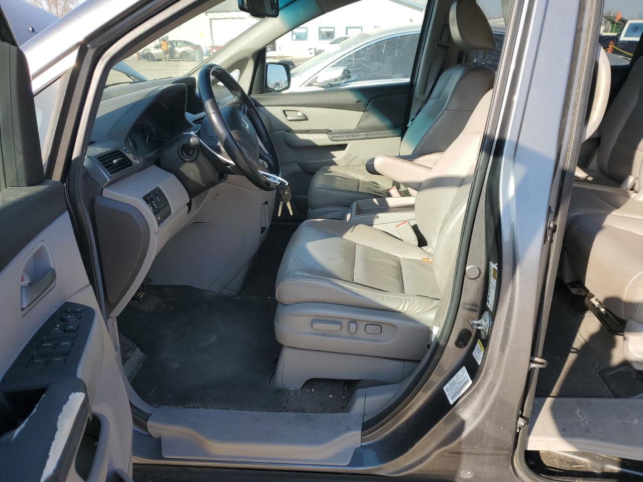 2011 Honda Odyssey - Image 7