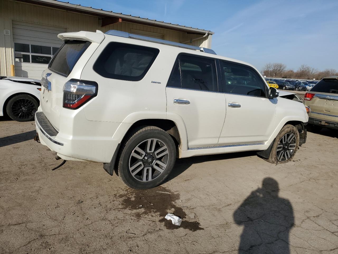 2016 Toyota 4Runner - Image 3