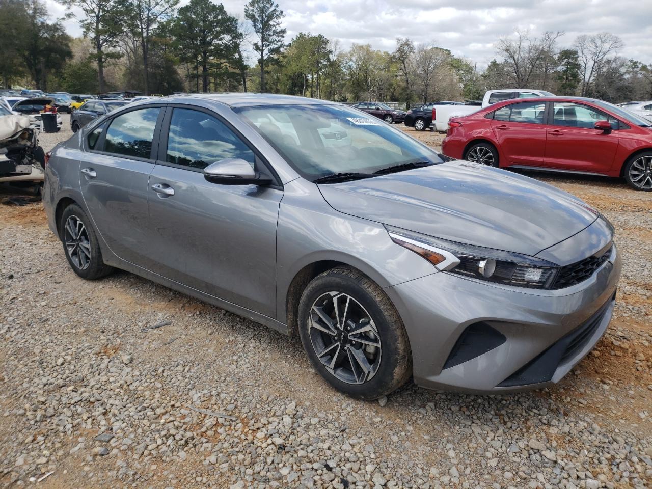 2023 Kia Forte - Image 4