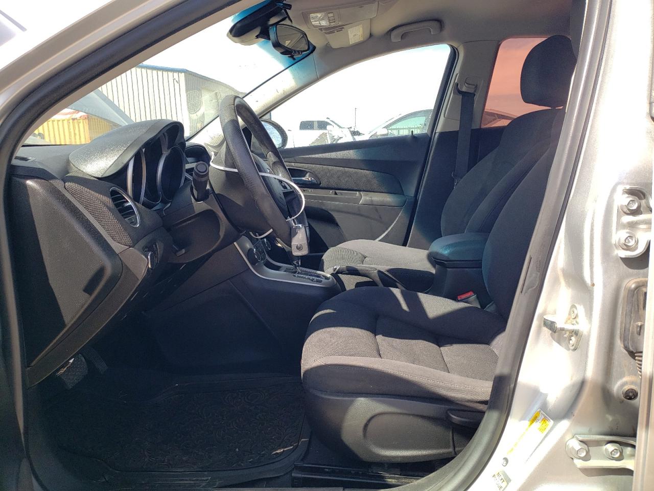 2015 Chevrolet Cruze - Image 7