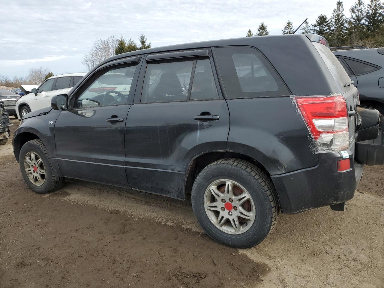 2006 Suzuki Grand Vitara - Image 2