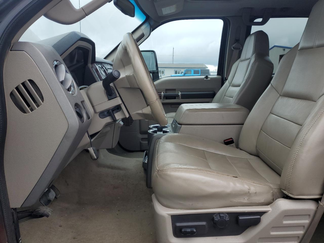 2008 Ford F350 - Image 7