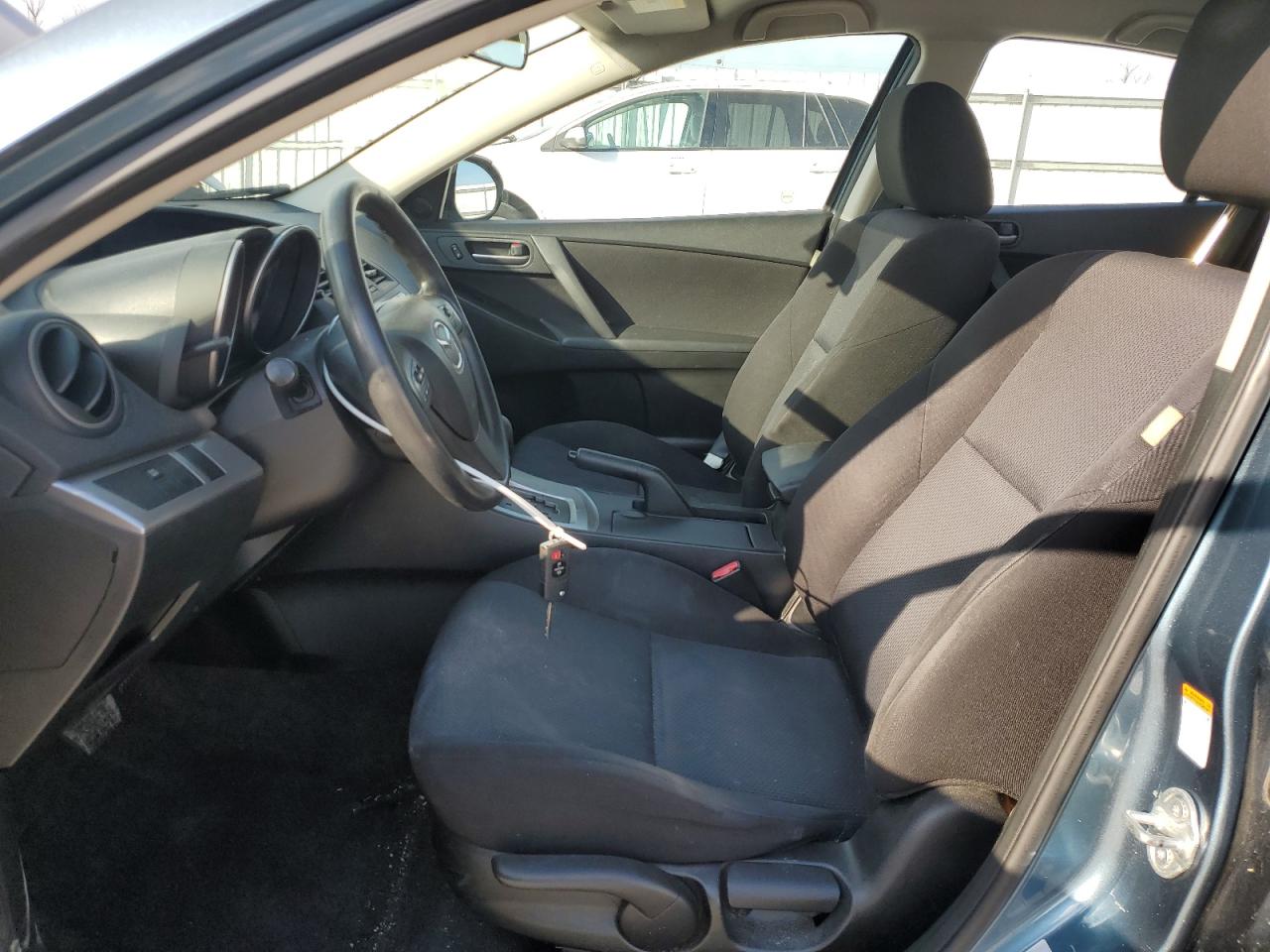 2010 Mazda 3 - Image 7