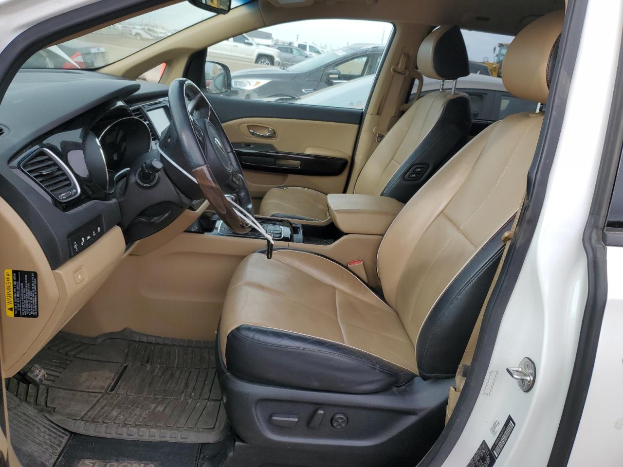 kndme5c18j6365528 KNDME5C18J6365528 2018 Kia Sedona Sxl