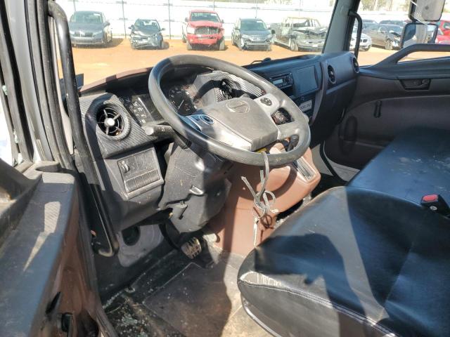 2021 HINO 268 BOX TRUCK