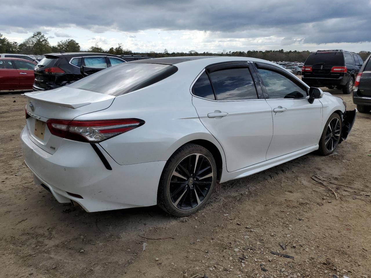 2018 Toyota Camry - Image 3