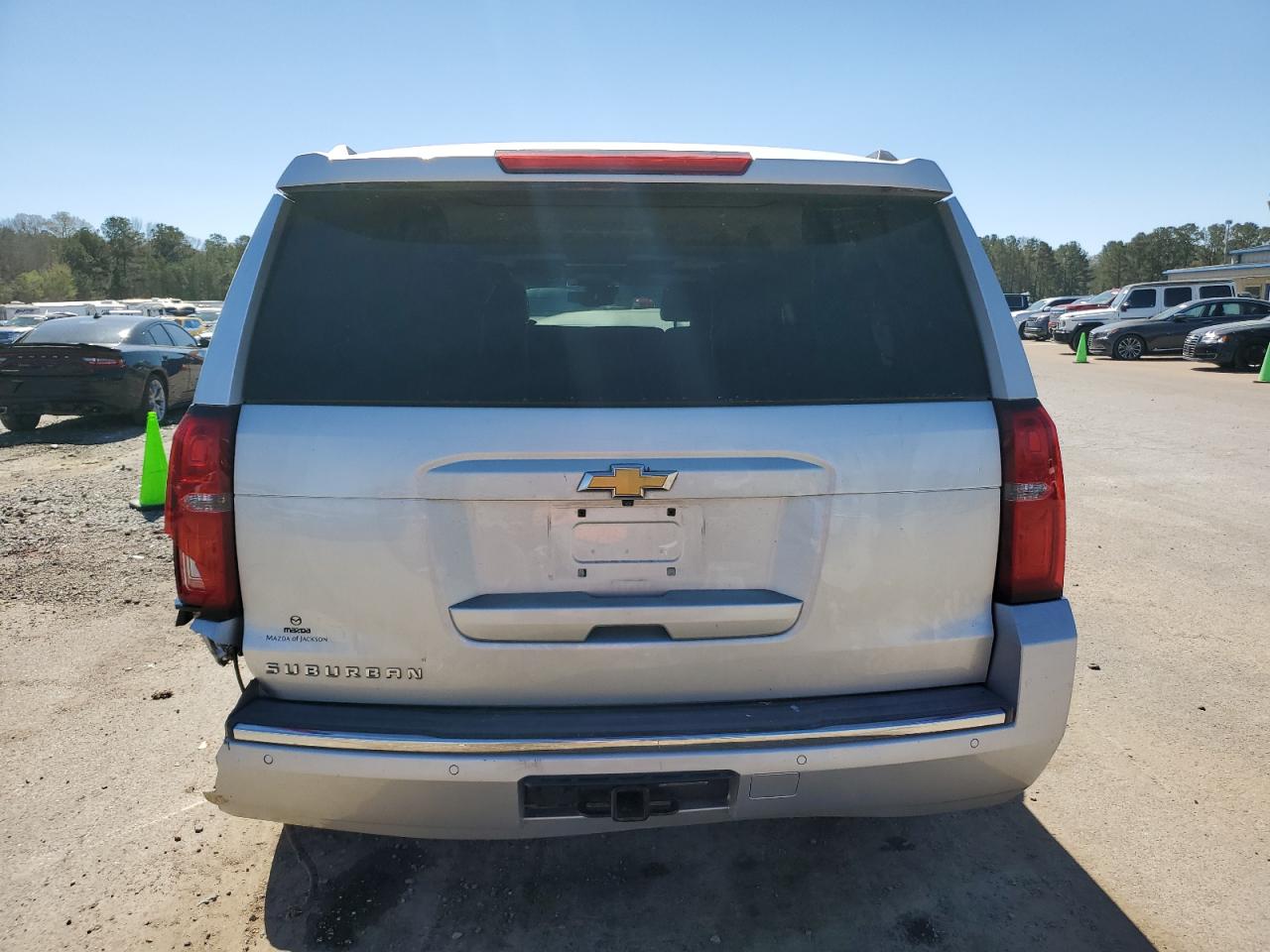2015 Chevrolet Suburban - Image 6