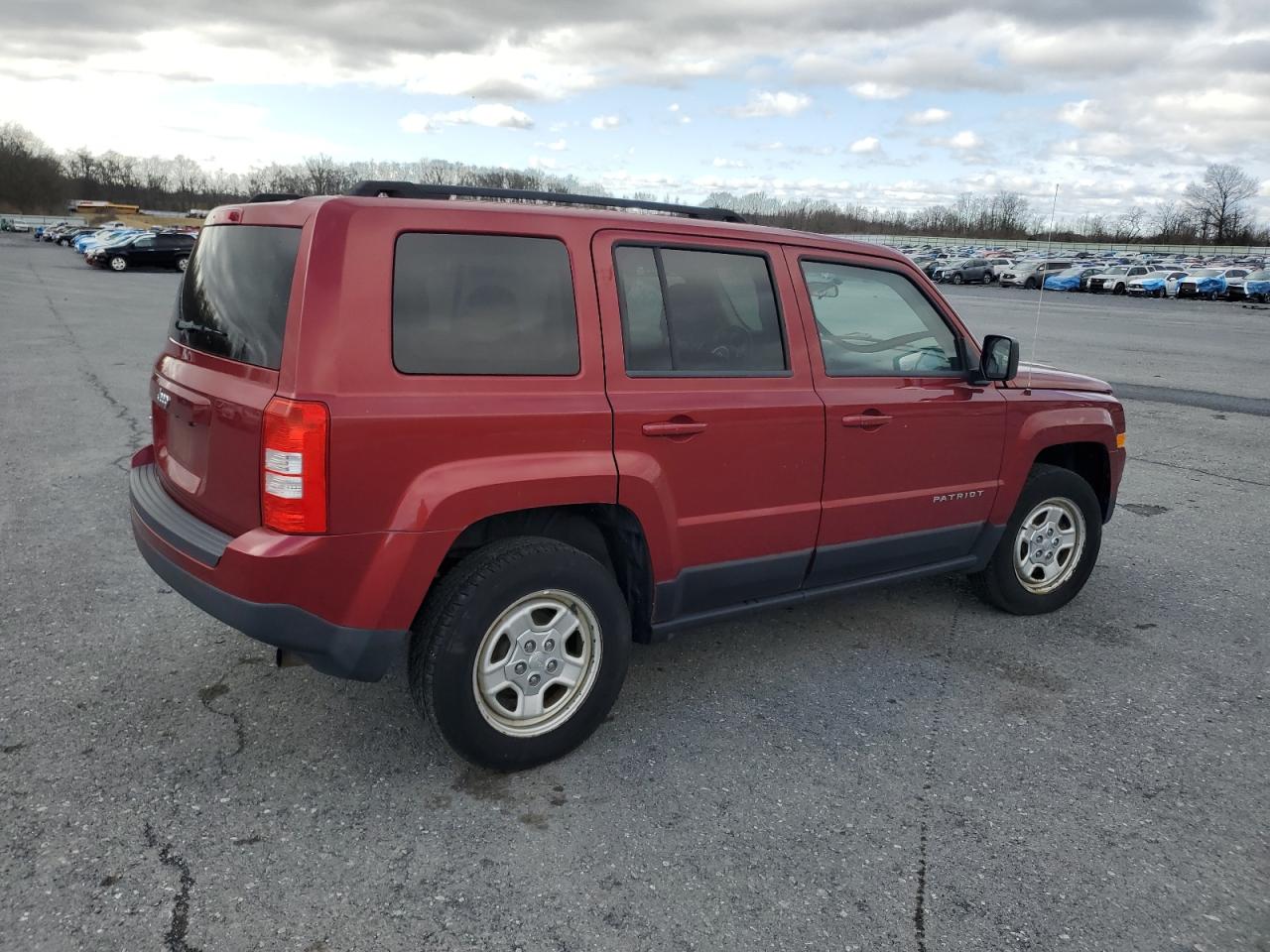 2014 Jeep Liberty (Patriot) - Image 3