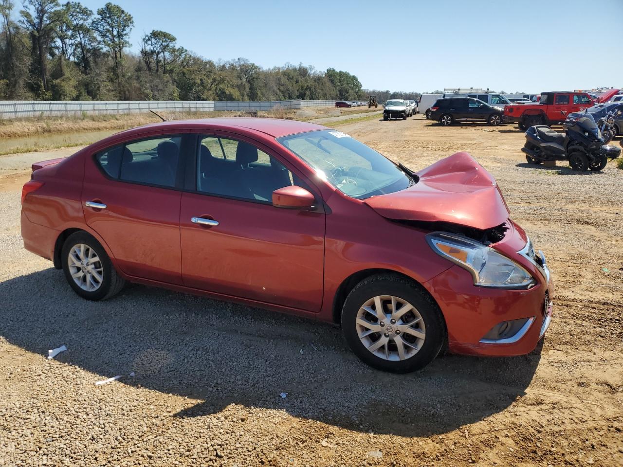 2015 Nissan Versa - Image 4