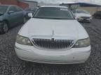 2010 Lincoln Town Car Signature Limited للبيع في Hueytown، AL - Side