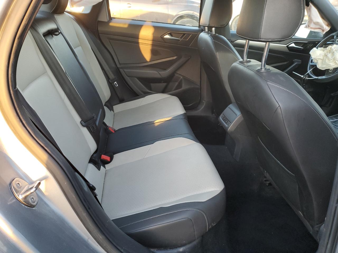 2020 Volkswagen Jetta - Image 10