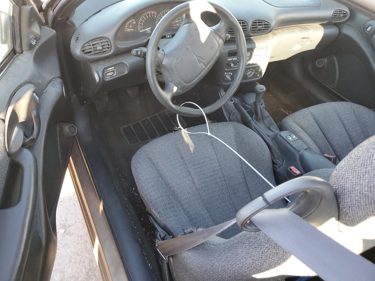 1999 Pontiac Sunfire - Image 8