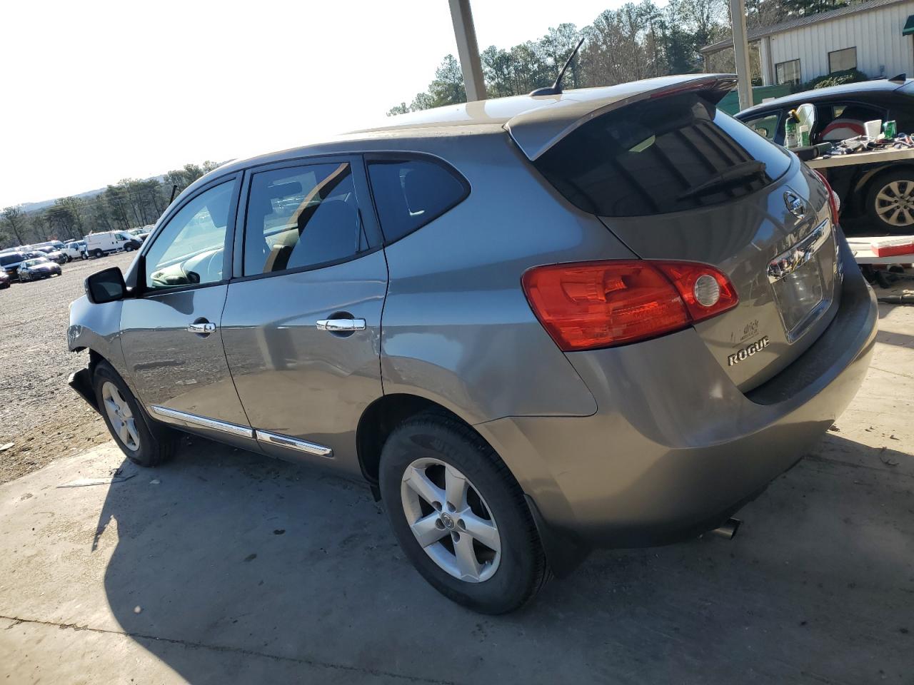 2013 Nissan Rogue - Image 2