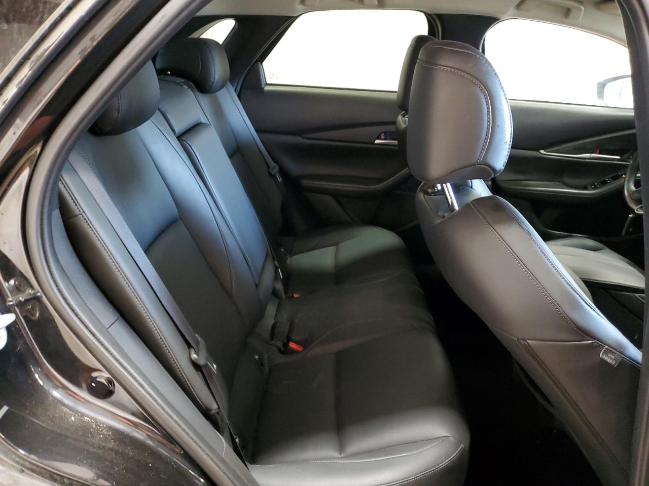 2023 Mazda CX-30 - Image 11