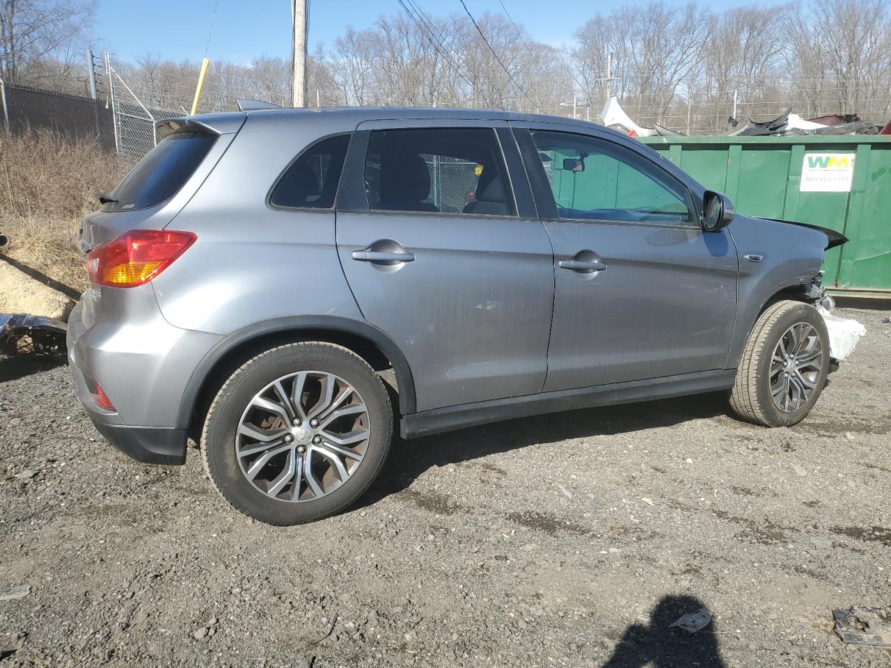 2019 Mitsubishi Outlander - Image 3