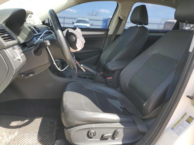  VOLKSWAGEN PASSAT 2014 Белы