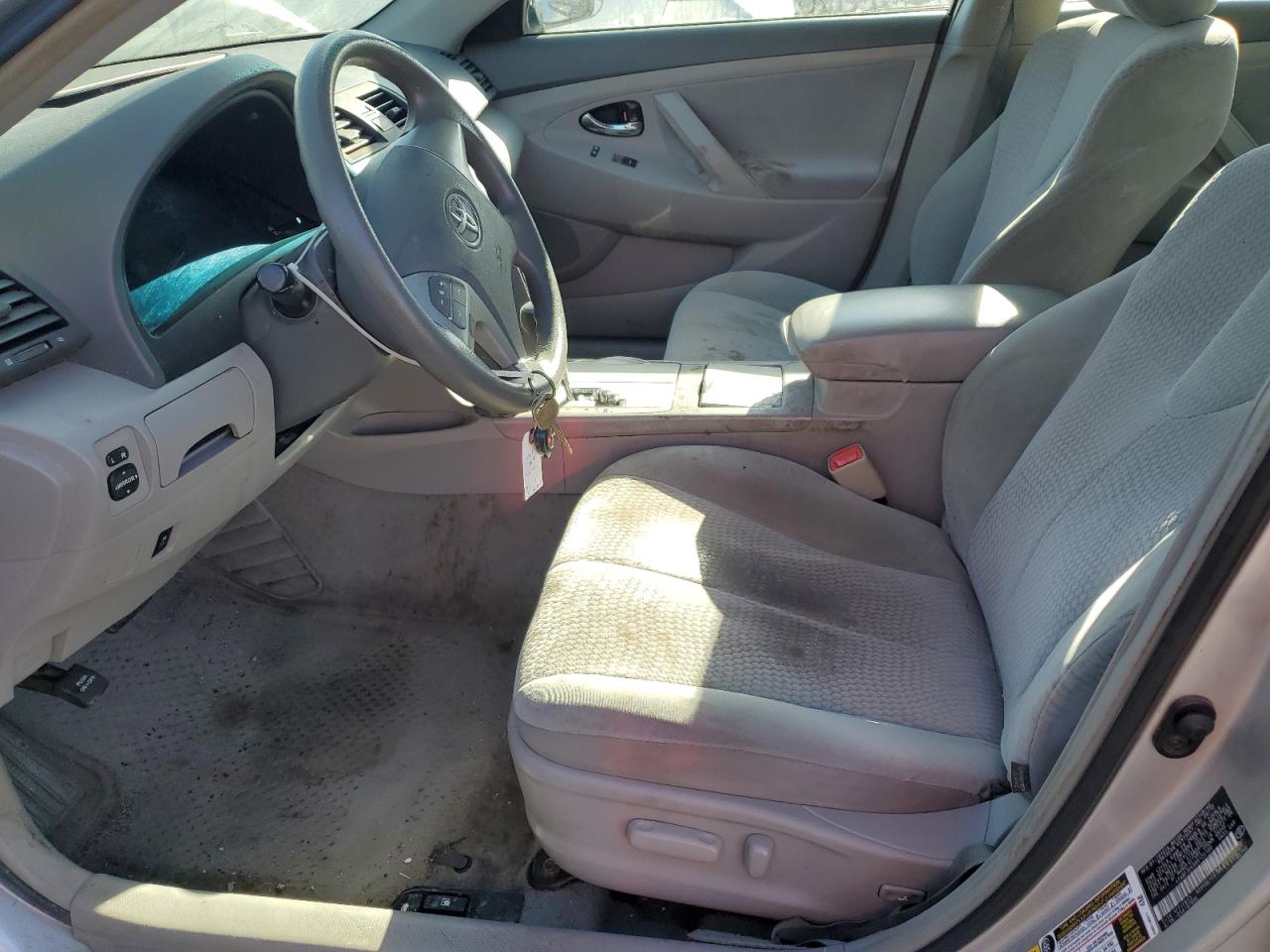 2011 Toyota Camry - Image 7