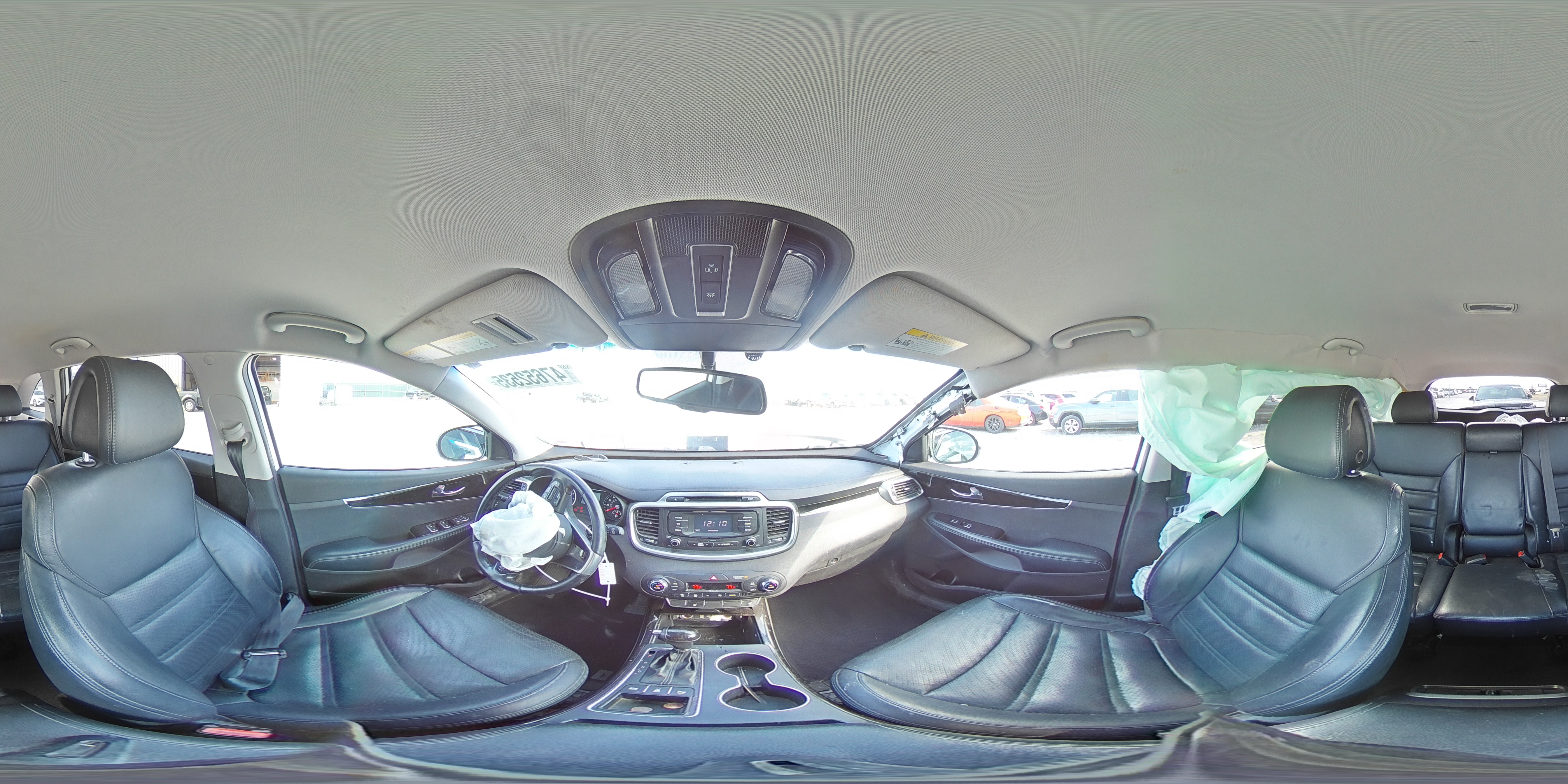 2016 Kia Sorento - Image 13