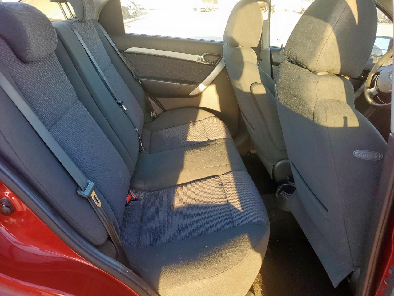 2011 Chevrolet Aveo - Image 11