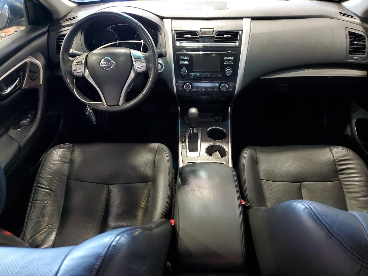 2015 Nissan Altima - Image 8