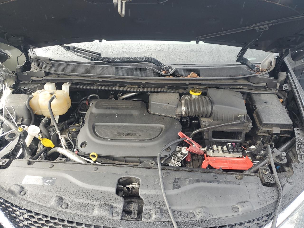 2019 Chrysler Pacifica - Image 12