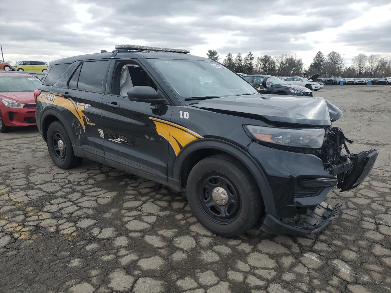 2022 Ford Explorer - Image 4