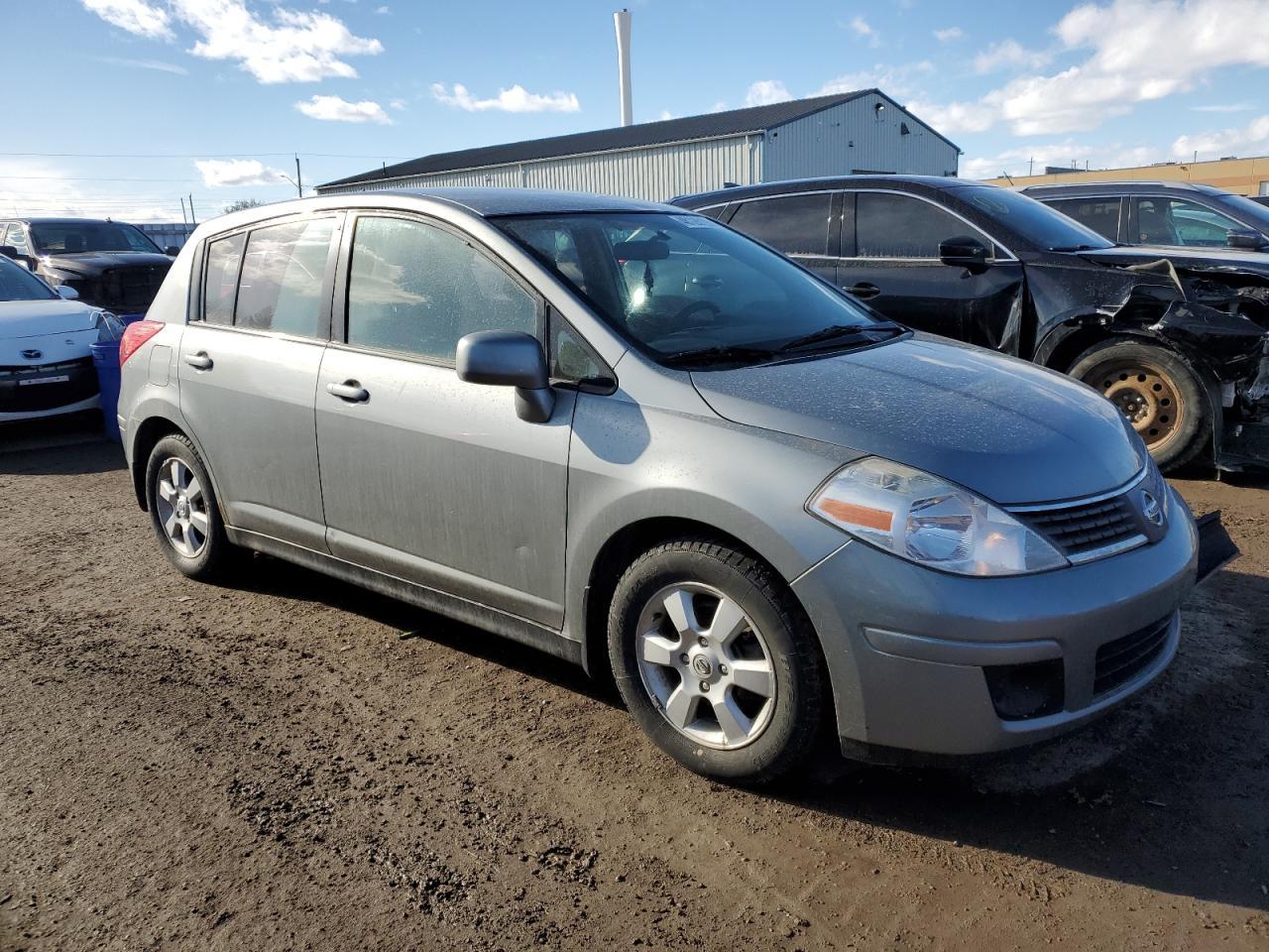 2009 Nissan Versa - Image 6