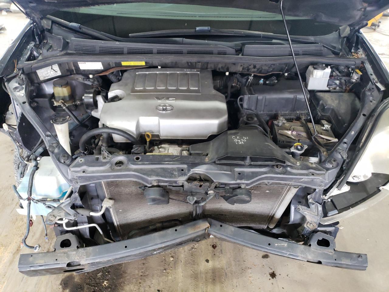 2009 Toyota Sienna - Image 12
