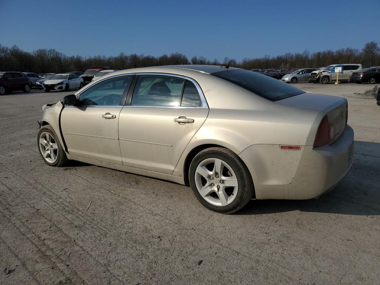 2010 Chevrolet Malibu - Image 2
