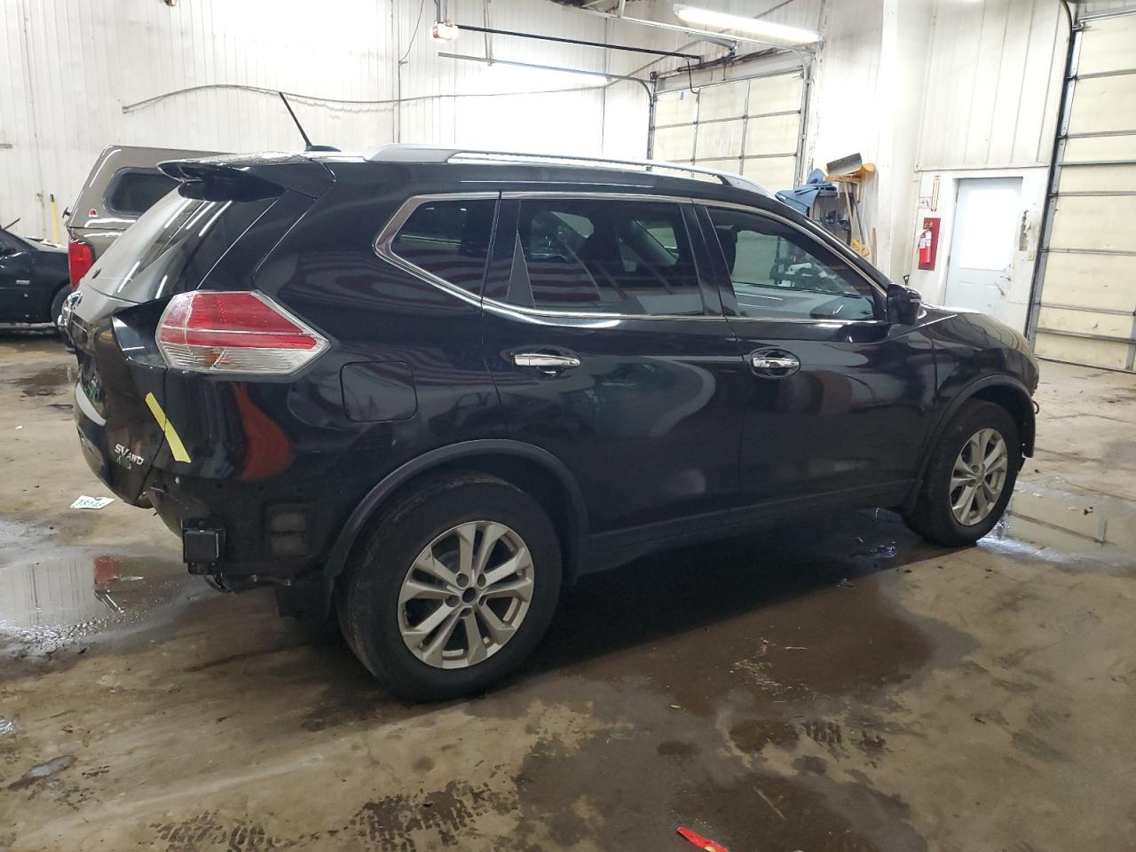 2016 Nissan Rogue - Image 3