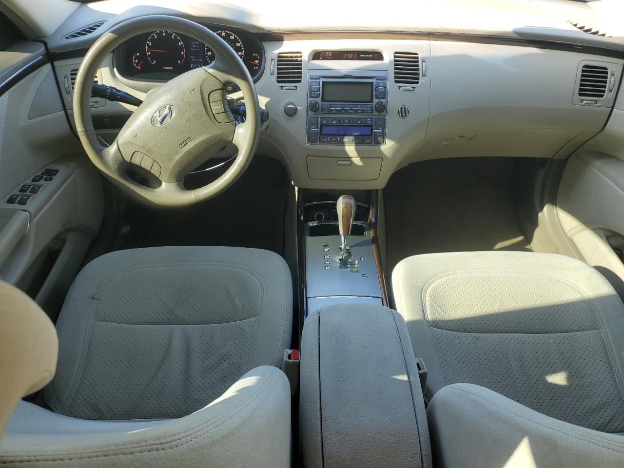 2011 Hyundai Azera - Image 8
