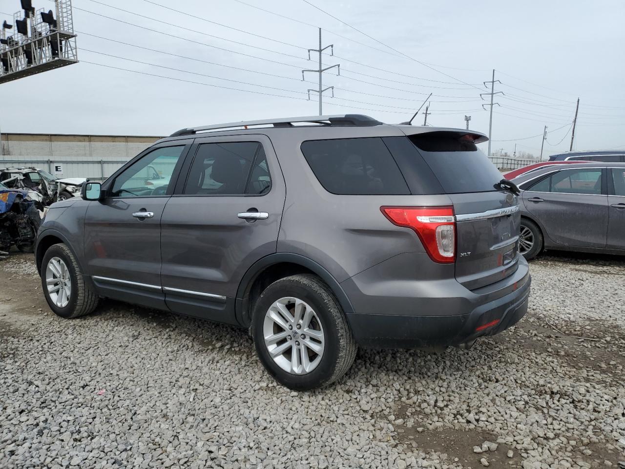 2011 Ford Explorer - Image 2