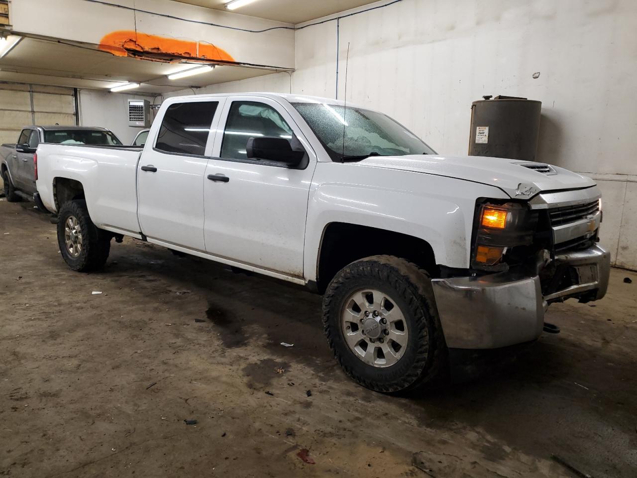 2017 Chevrolet Silverado - Image 4