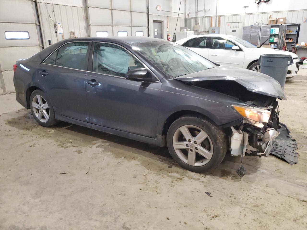 2012 Toyota Camry - Image 4
