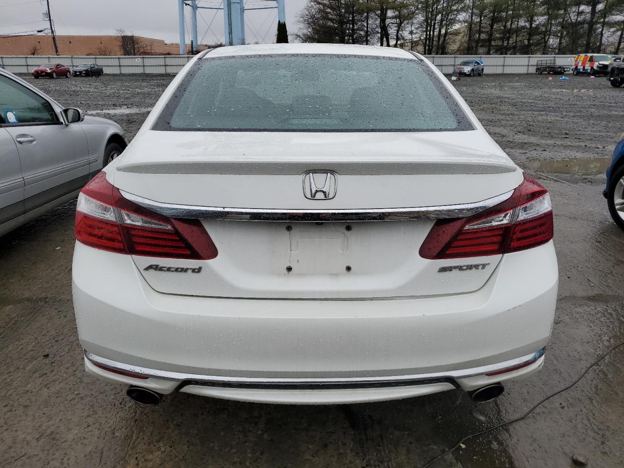 2017 Honda Accord - Image 6